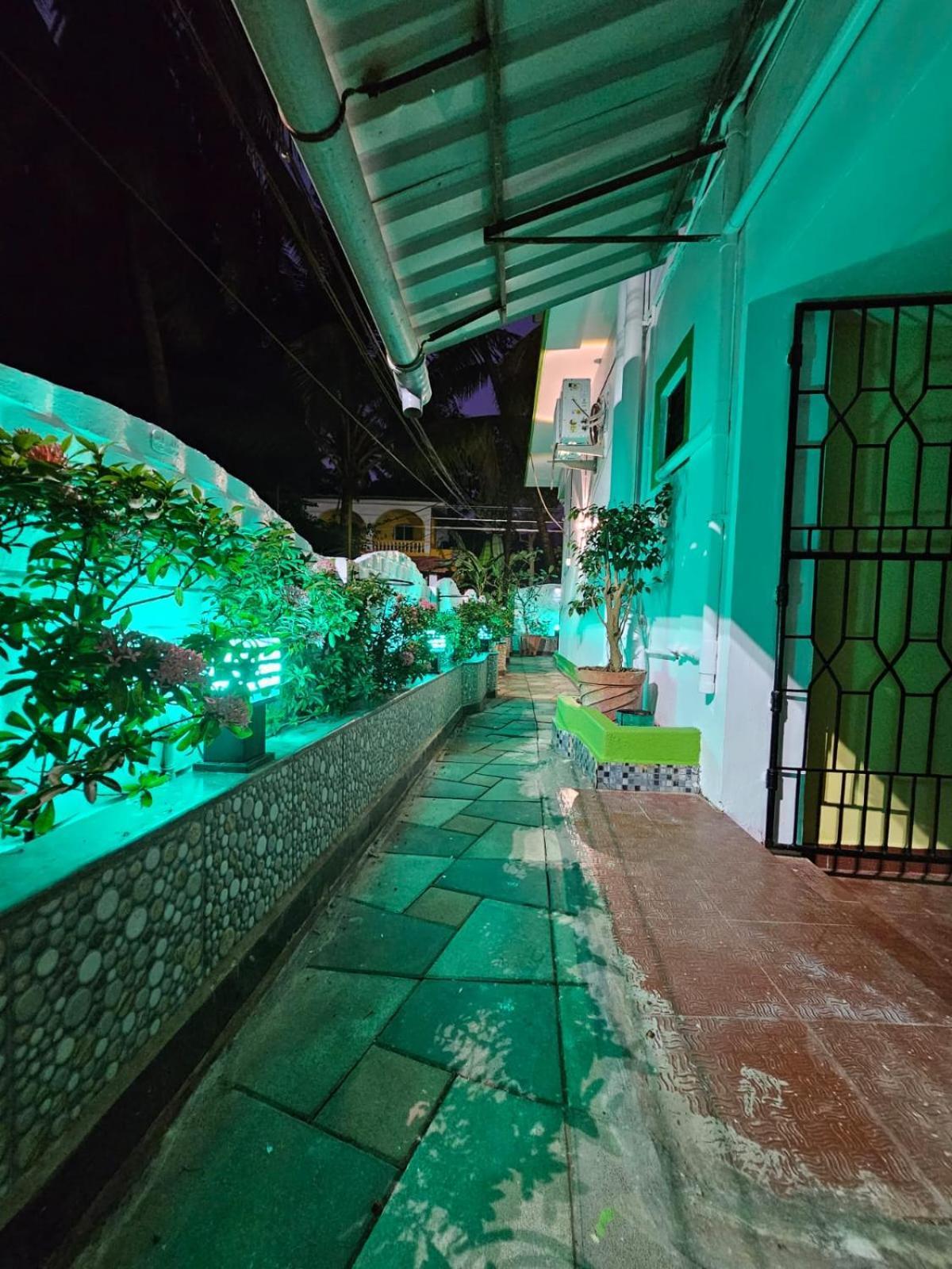 C Pearl Hotel Majorda Buitenkant foto